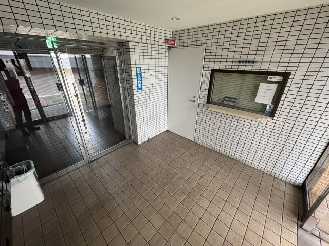 ライオンズマンション神戸花隈のロビー