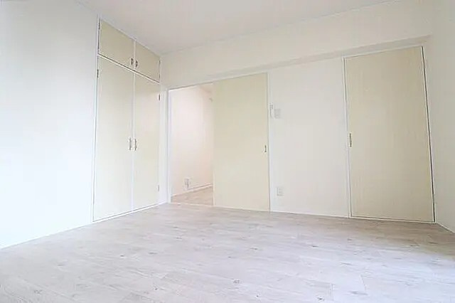 神戸市灘区天城通８丁目の賃貸マンションの居間・リビング