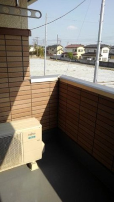 【バルコニー】 | ルシエ　Ｂ | 外からの目が気にならないバルコニーで洗濯物が干せます
