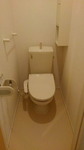 【トイレ】 | ルシエ　Ｂ | 落ち着いた色調のトイレです