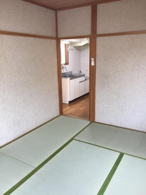 神谷コーポの和室