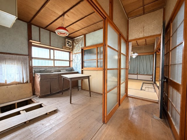 駅歩3分の平屋物件×家庭菜園可能な南庭付き　栃木市大塚町の内装