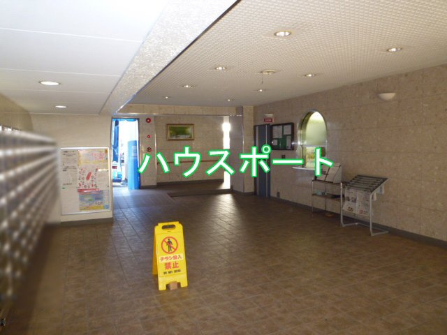 【エントランス】 | 西京極大門ハイツ