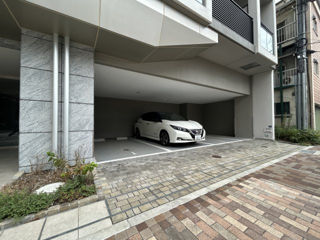【駐車場】クローバー・マーレ神戸 