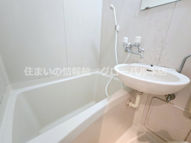 パレドール都立家政の浴室|きれいなお風呂です