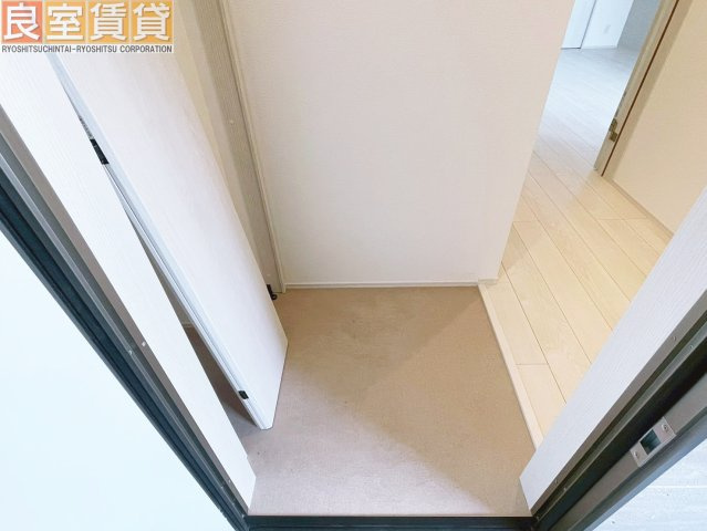 【玄関】 | ソレイユ大宝