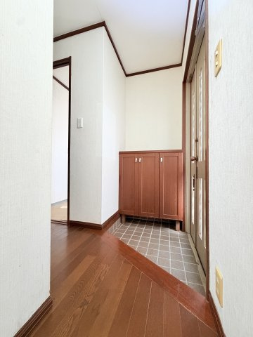【玄関】 | 高木2丁目 中古戸建