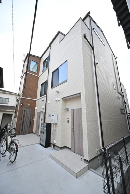 ソルナ西巣鴨の外観