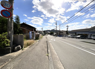 【前面道路含む現地写真】 | 左京区静市市原町　注文住宅　建築条件なし　土地