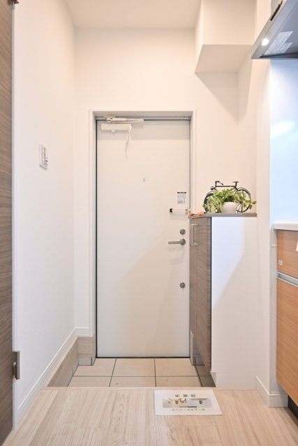 ソルナ西巣鴨の玄関|※家具・小物はイメージです