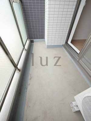 リヴシティ横濱弘明寺のバルコニー