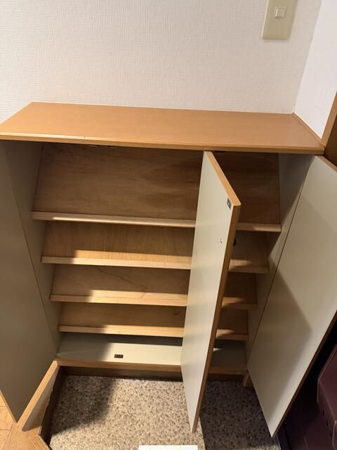 プラーズ京急鶴見の玄関