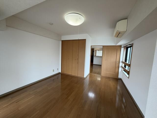 プラーズ京急鶴見の洋室