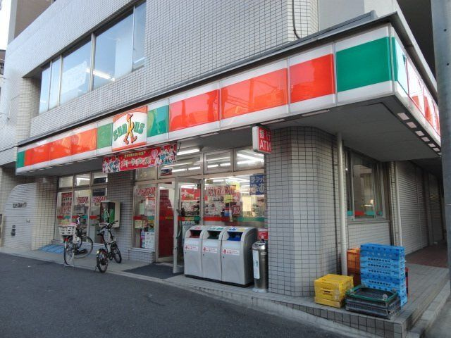 日向セントラルコートの周辺