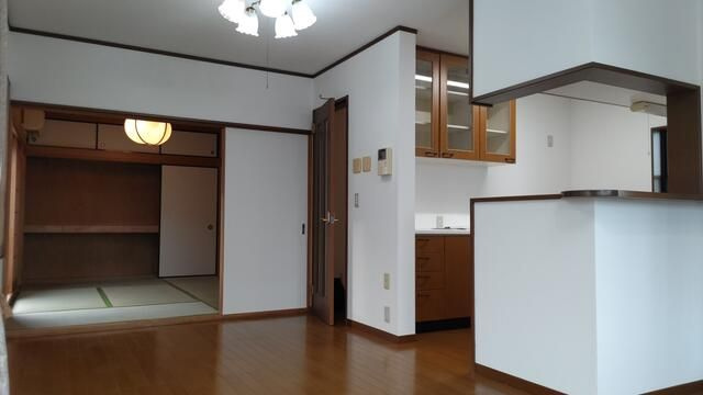 白幡上町戸建の内装
