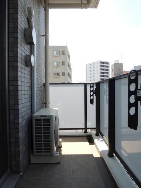 ＨＹ’ｓ　浅草のバルコニー