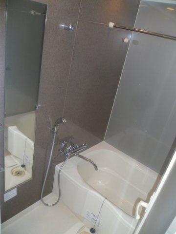 Ｓ－ＲＥＳＩＤＥＮＣＥ福島Ｌｕｘｅの浴室