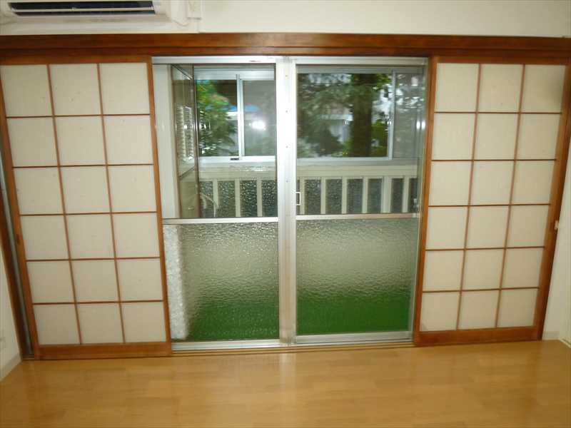 第三宮庭マンションの和室