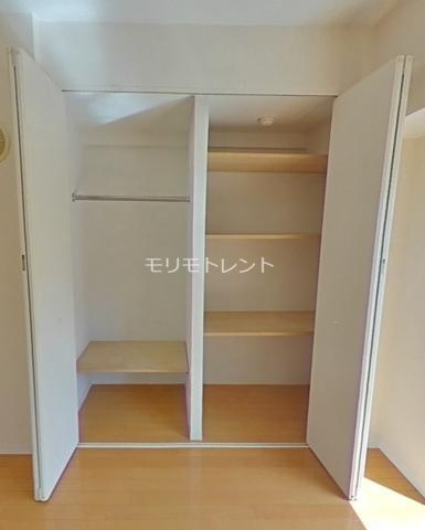 セレーネ自由が丘の収納
