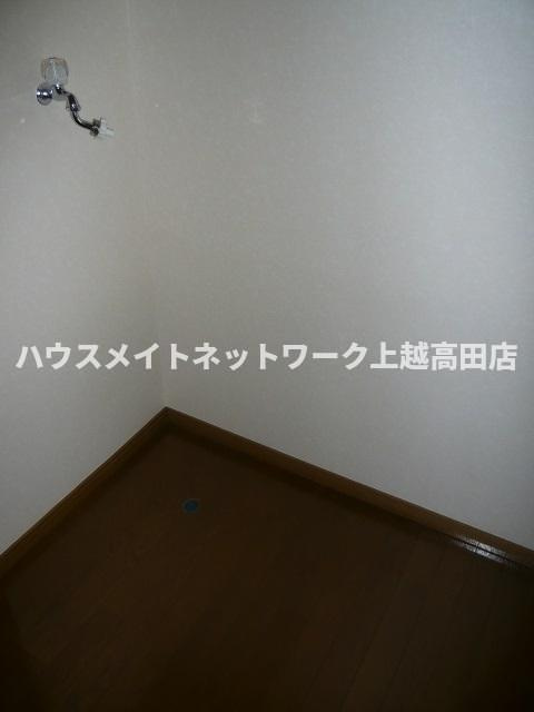 ハイツ２５のその他|洗濯機置場