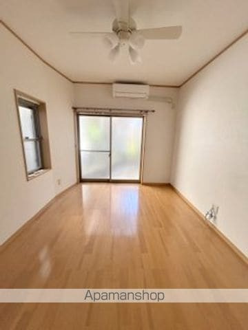 伊興３丁目貸家のその他