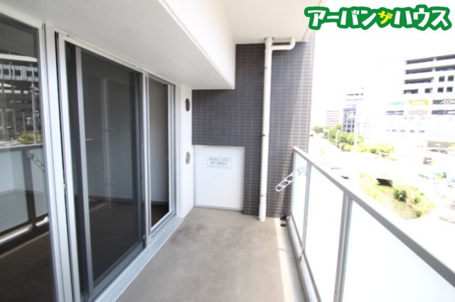 JRBハイツ岡山のバルコニー