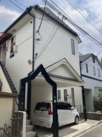 ドミールエムの外観
