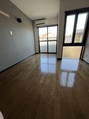 フェアハウス（建物右側棟）の内装