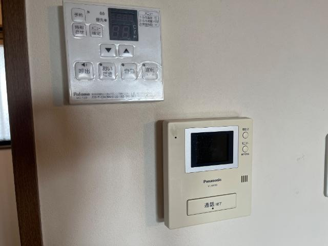 シャトーメゾンの内装|カメラ付インターホン