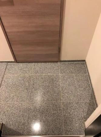 【玄関】