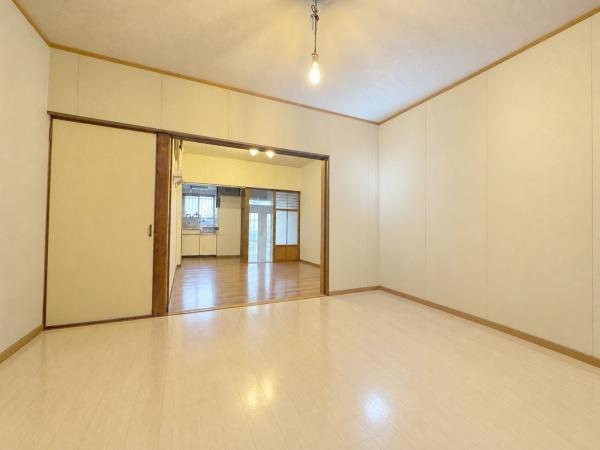 【洋室】 | 使い勝手の良いお部屋なので、お好みのお部屋を作ってみましょう！
