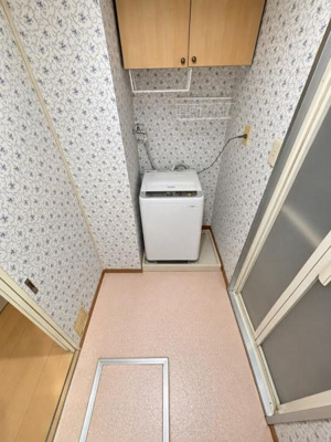 【独立洗面台】 | ●ダイアパレス草加2● | ※こちらの画像は一部小物等を画像加工により消去しています。