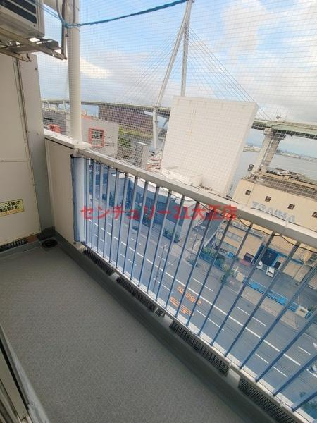 天保山第5コーポのバルコニー