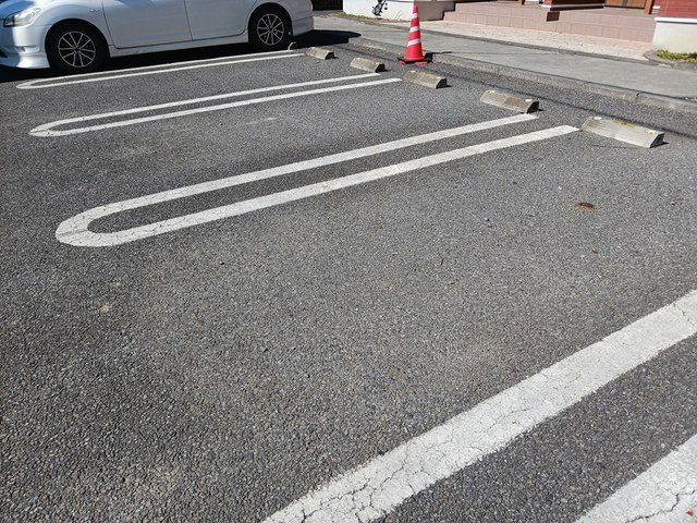 【駐車場】 | グラン　フレーズ