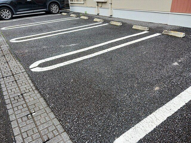 【駐車場】 | エテルノグラースＢ棟