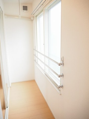 富山市清水町８丁目のアパートのその他