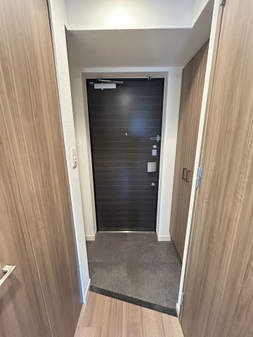 プレサンス北堀江の玄関