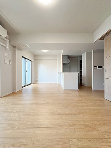 ＲＡＸＡ覚王山の居間・リビング