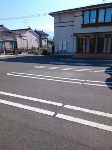 ヴァンヴェ－ル吉野Ⅰの駐車場