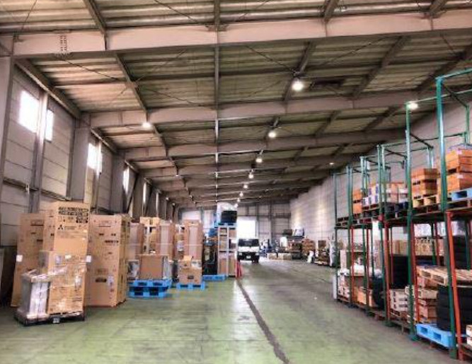 東近江市小田苅町内林712坪倉庫のロビー