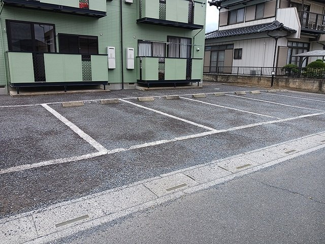 Ｙ・Ｓコーポの駐車場