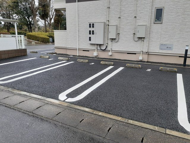 わかば　パークの駐車場