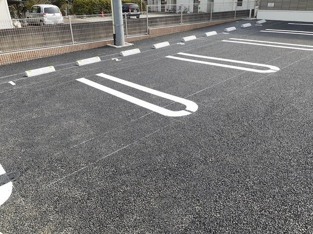 サンフェリーチェⅡの駐車場