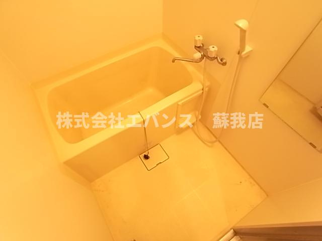 【浴室】 | メゾン・ド・ヴィレ千葉中央 | コンパクトで使いやすいお風呂です