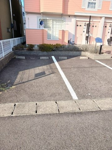 パルテール　里の駐車場