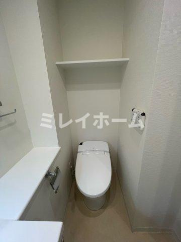 アットホームレジデンスのトイレ|同建物内別のお部屋の参考写真になります。
