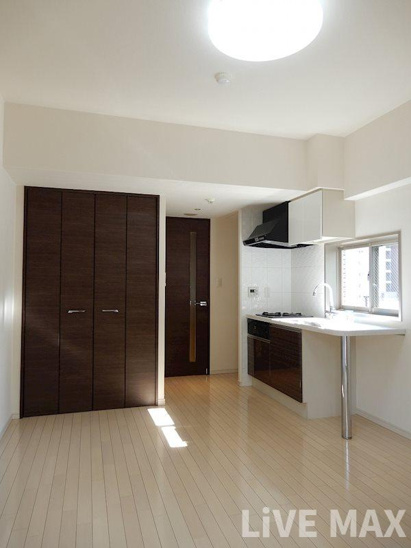 【寝室】Ｓ－ＲＥＳＩＤＥＮＣＥ福島Ｌｕｘｅ 