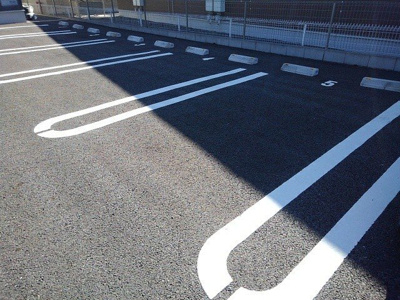 【駐車場】 | ノイシュタット　ブルーダー | 駐車スペースもあります