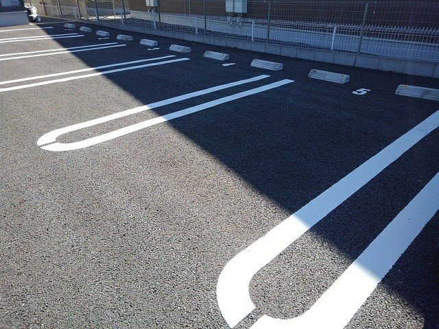 【駐車場】 | ノイシュタット　ブルーダー | 駐車スペースもあります