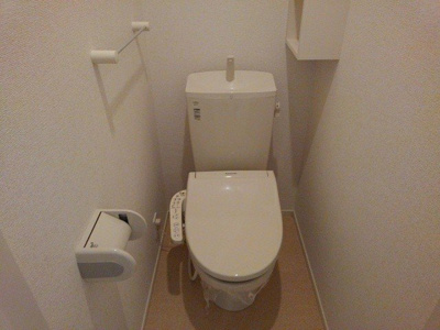 【トイレ】 | ノイシュタット　ブルーダー | トイレです